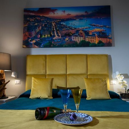Bed and Breakfast Vivi A Napoli Екстер'єр фото