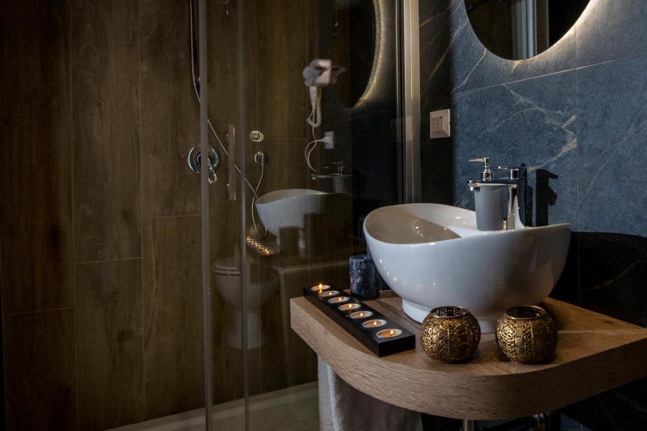 Bed and Breakfast Vivi A Napoli Екстер'єр фото
