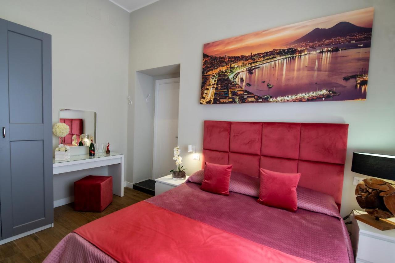 Bed and Breakfast Vivi A Napoli Екстер'єр фото