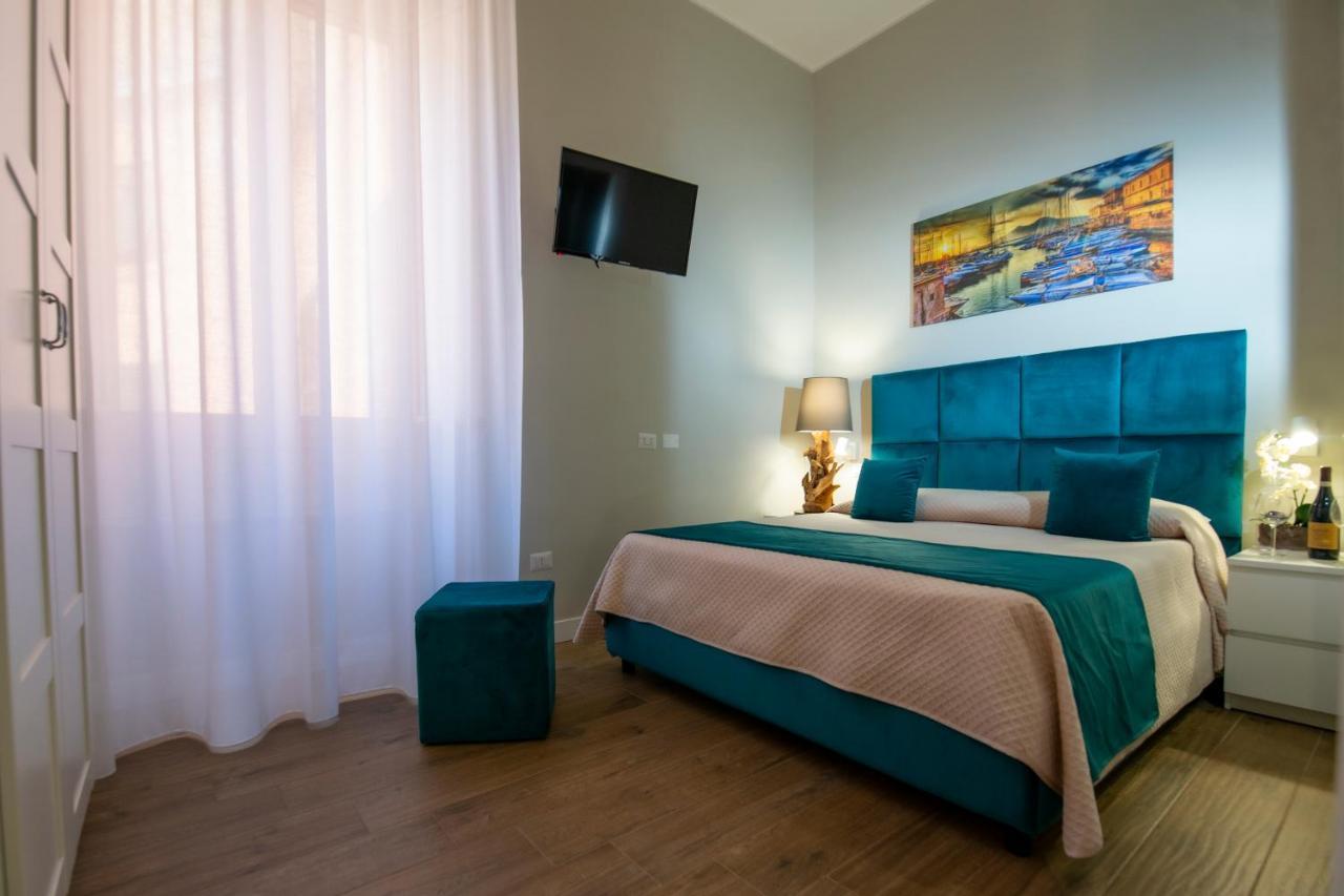 Bed and Breakfast Vivi A Napoli Екстер'єр фото