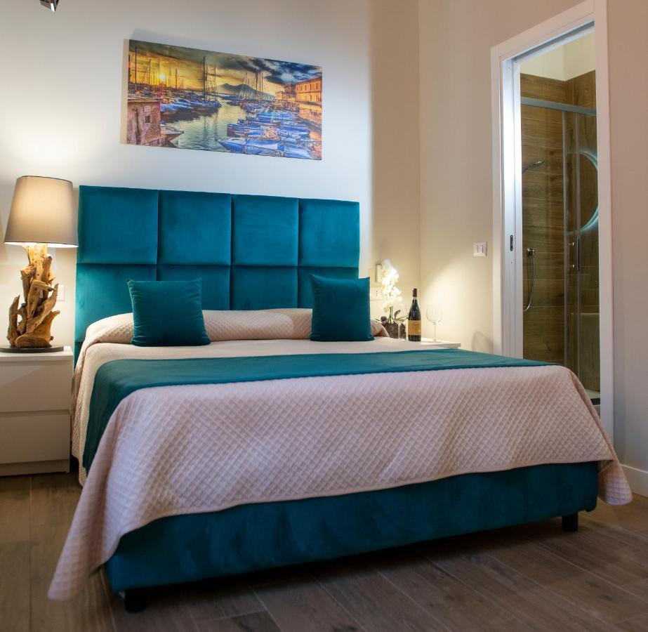 Bed and Breakfast Vivi A Napoli Екстер'єр фото