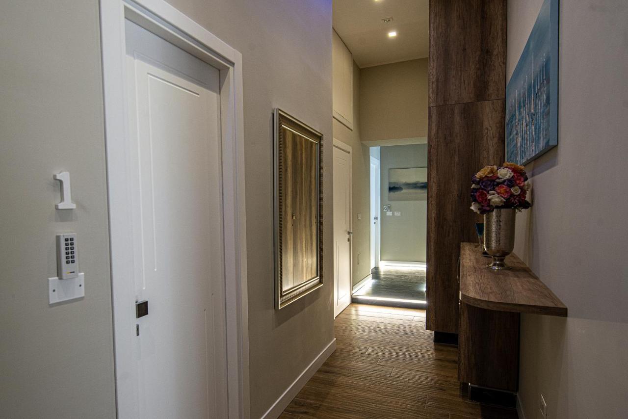 Bed and Breakfast Vivi A Napoli Екстер'єр фото