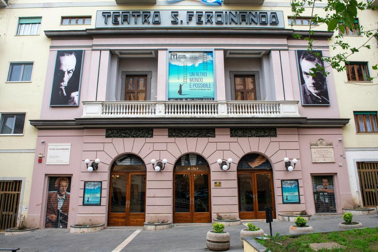 Bed and Breakfast Vivi A Napoli Екстер'єр фото
